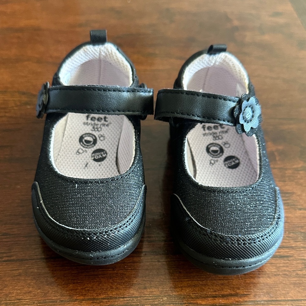 Stride Rite Black Dress Shoes with Floral Accent